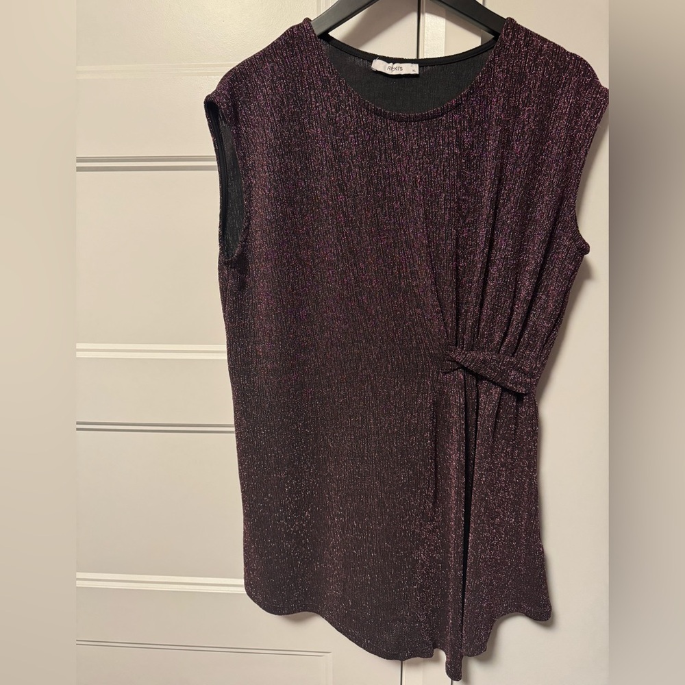 Asymmetrical sleeveless top